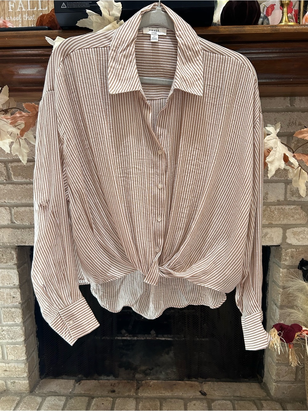 Have Striped Button-Front Tie-Hem Shirt - Cream & Tan EUC